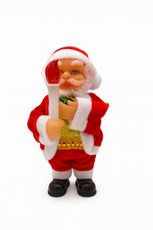 Decoratiuni interactive de Craciun - Mos Craciun muzical cu lumanare luminoasa – figurina decorativa Craciun, 17cm