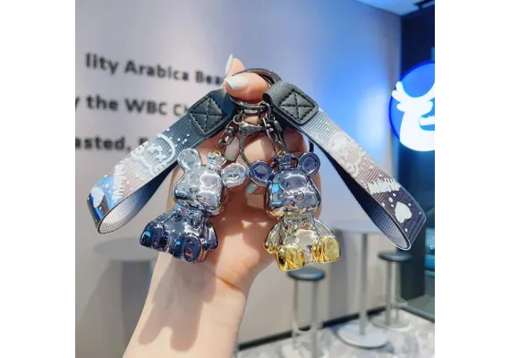 Haine si accesorii Engros - Pachet Avantajos – 60 Brelocuri Figurină Multicolore, Accesorii pentru Geantă/Chei, Modele Diverse, 