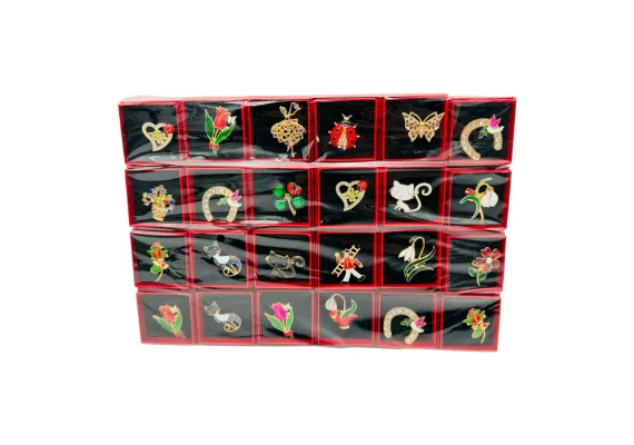 Bacanie Engros - Pachet Avantajos!!! 96 Brose Martisor marime mica, cutiuta rosie cu fereastra, modele combinate,  