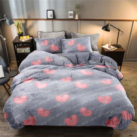 Paturi cocolino Engros - Pătură de Pat Cocolino XXL 200x230 cm cu Inimi Roz „LOVE” – Super Pufoasa si Romantica
