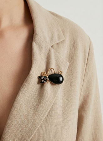 Set 12 brose Martisor pe carton prezentare, 17x10 cm, Cadou 1 Martie, Pisica alb / negru [2]