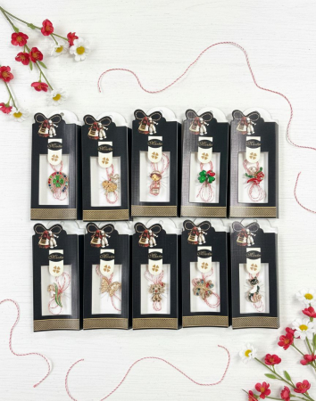 set-martisoare-premium-in-cutii-elegante-negre [1]