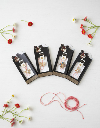 Martisoare ambalate traditional - set-martisoare-premium-in-cutii-elegante-negre