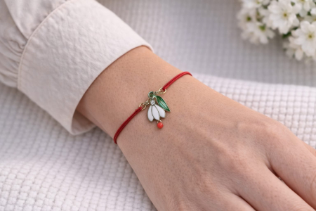 Set 24 bratari martisor 12x3 cm snur rosu cu charm floare alba, cadou primavara [1]