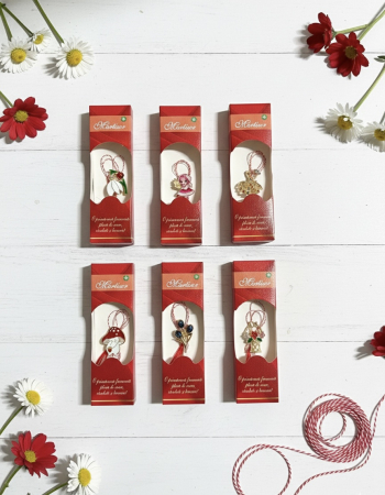 Martisoare ambalate traditional - Set 24 Brose Martisor, 13x4 cm, modele mixte, Cadou 1 Martie Femei, Ambalate individual