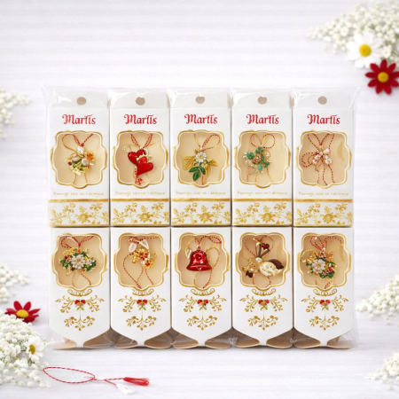 Martisoare ambalate traditional - Set 30 brose martisor modele combinate, ambalaj individual elegant, 11.5x5cm