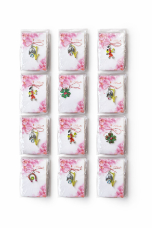 Martisoare ambalate traditional - Set-martisoare-premium-simboluri-norocoase-ambalate-individual