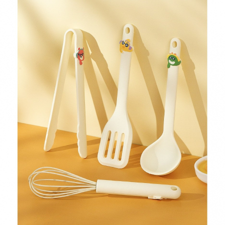 Set 4 Ustensile de Bucatarie, , pentru Copii, din Silicon, Termorezistente, Design Animat, 13 x 24 x 5 cm, Bej [3]