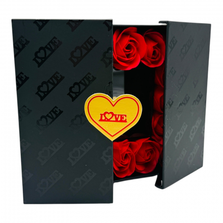 Set Cadou Elegant „Love”, aranjament floral,NEGRU, 16x16x5cm – Cadoul Perfect pentru Momente Speciale  [3]