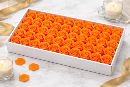 Aranjamente florale - Set 50 Trandafiri de Sapun Parfumati in Cutie Eleganta Cadou 44x23 cm Portocaliu