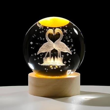 Articole pentru Craciun - Glob Cristal 3D cu Pasari inima, LED si Baza Lemn, Decor Romantic 6 cm