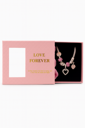 Aranjamente florale - Set Cadou Luxury Roz cu 6 Trandafiri din Sapun si Bratara Surprise, +PUNGA Love Forever