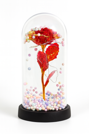 Cupole cu flori din plastic - Cupola decorativa cu trandafir acrilic rosu, bile pastel si lumini LED, 22x11 cm