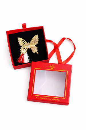 Martisoare - Brosa Martisor 5cm, Fluture auriu, in cutie gentuta 7x7 cm cu fereastra, cadou 1 Martie