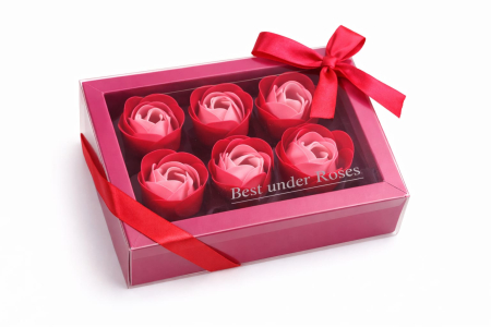 Aranjamente florale - Cutie cadou cu 6 trandafiri din spuma 14.5x10x5.5 cm roz, cadou primavara