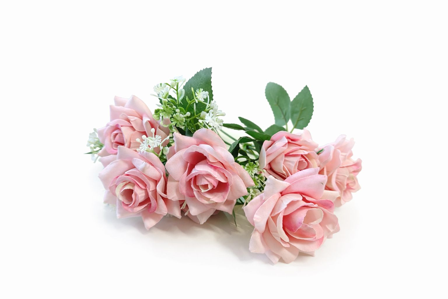 Buchet artificial deosebit cu 7 trandafiri catifelati roz discret si flori decorative 30 cm [1]