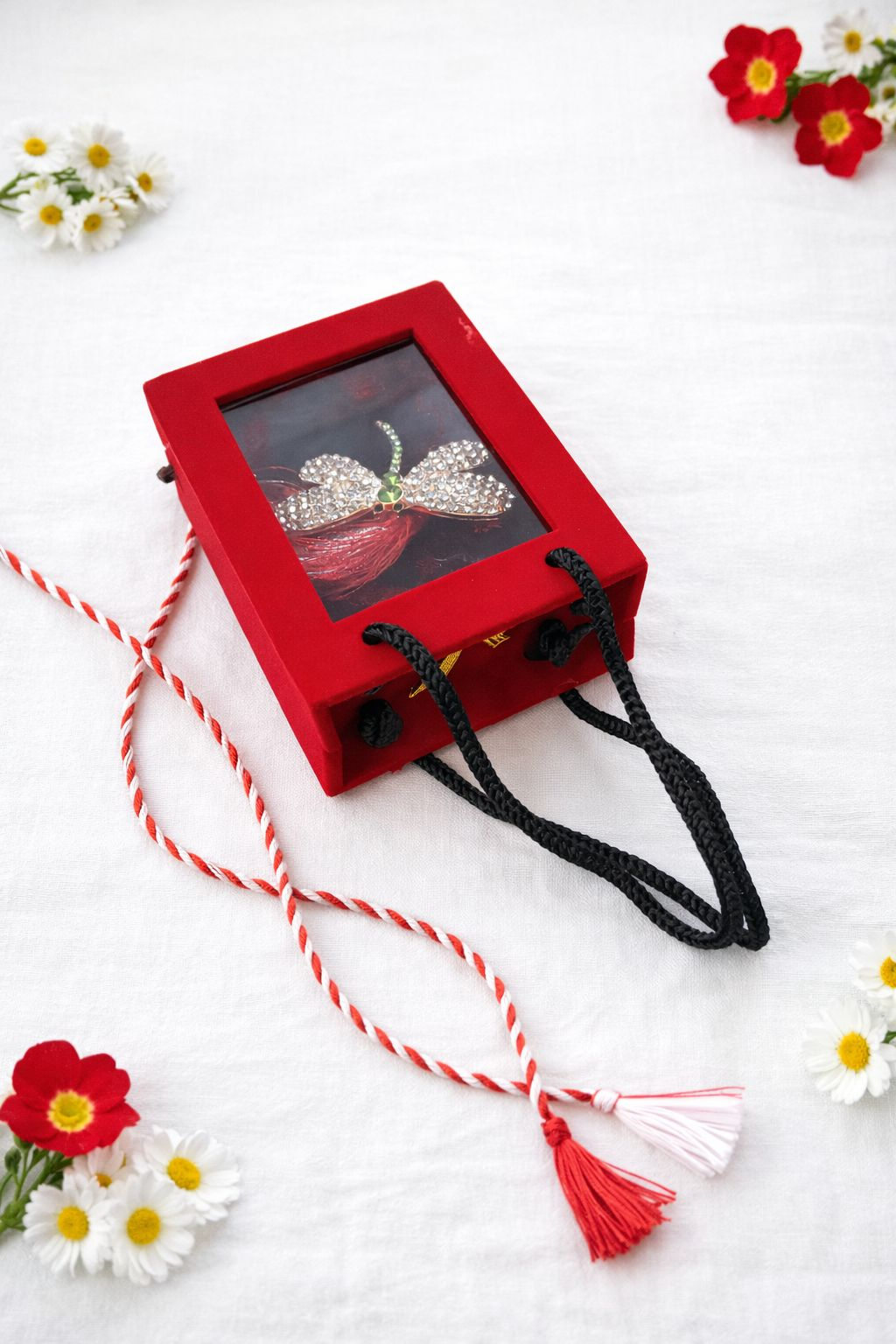 Brosa libelula aurie cu strasuri, cutie catifea premium 8.5cm [2]