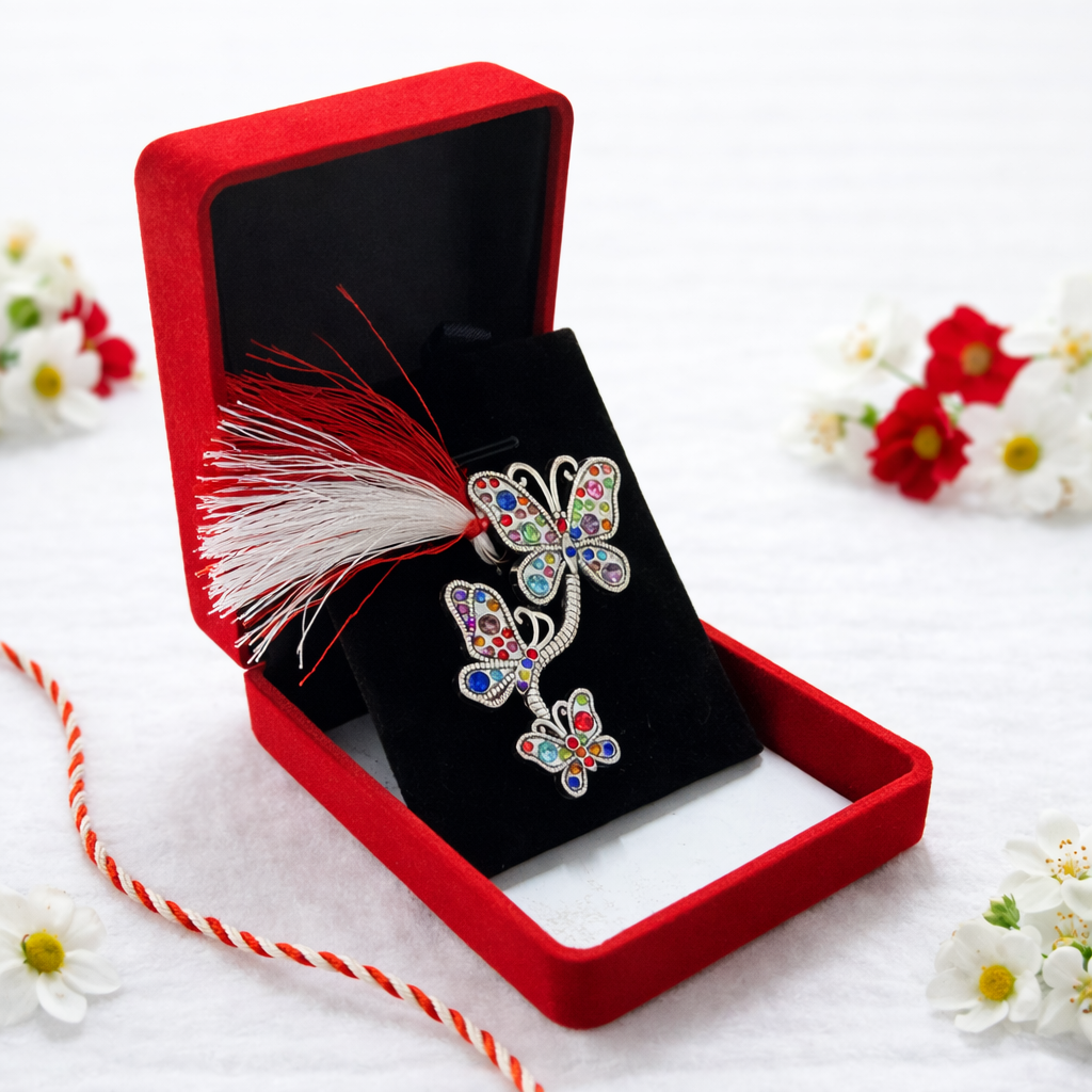 Brosa Fluture cu Strasuri Multicolore si Snur in Cutie de Catifea [1]