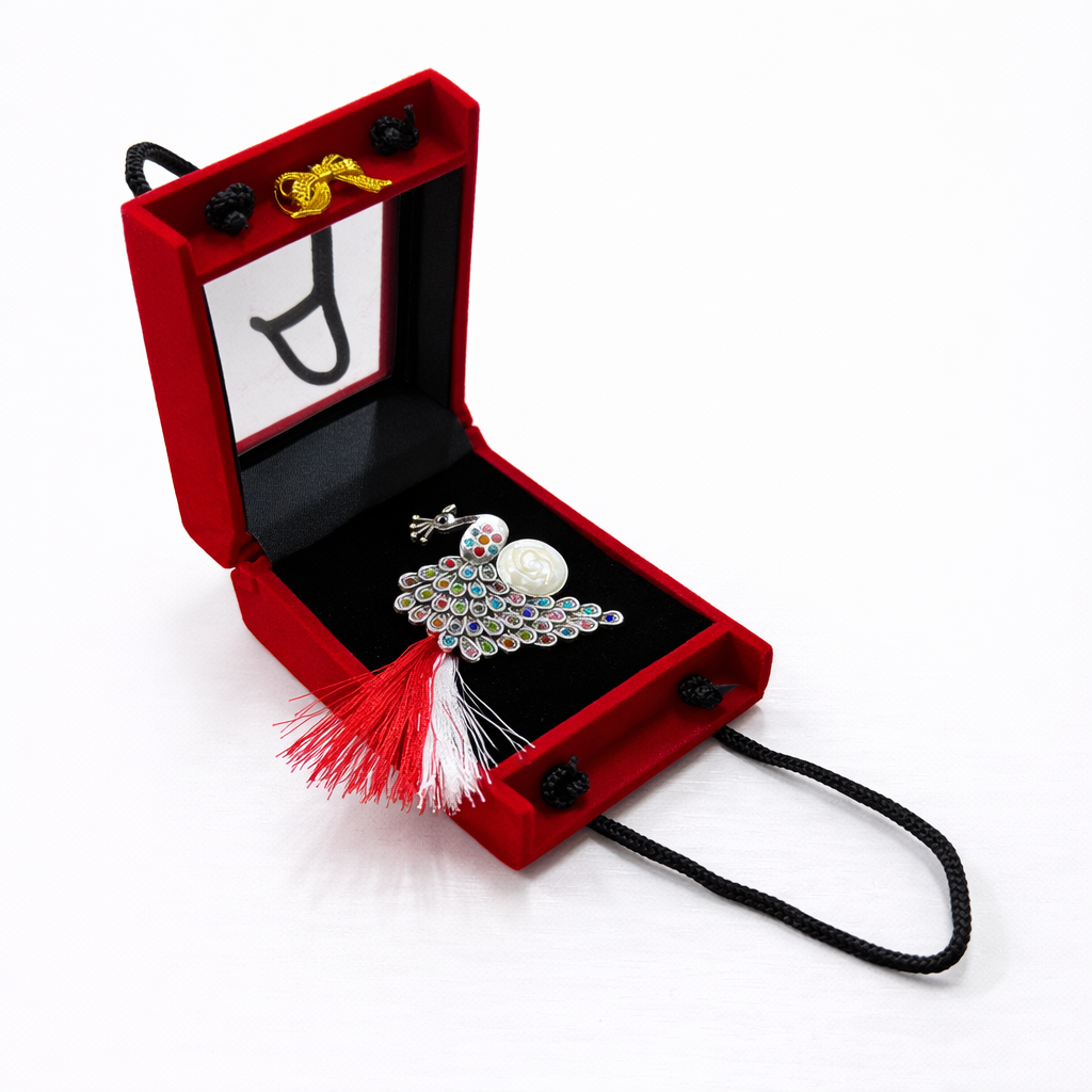 Brosa Paun Martisor cu Strasuri Multicolore si Perla Sidefata in Cutie Eleganta [0]