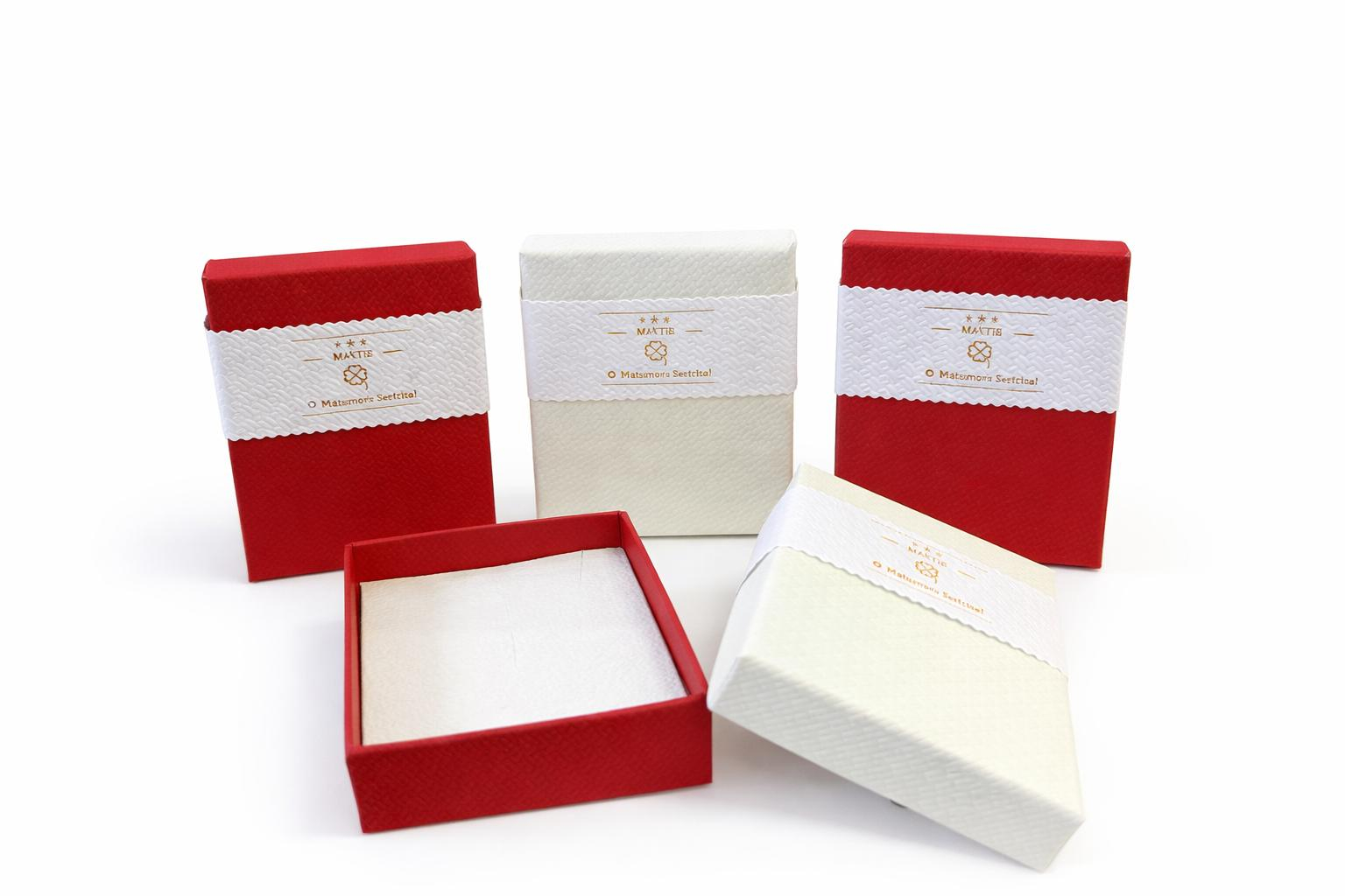 Cutie cadou pentru Martisor, text Martie, 8.5x6x3 cm, Alb/Rosu [3]