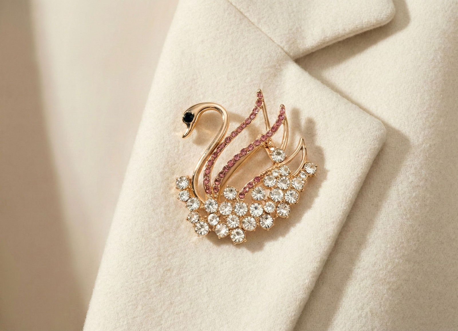 Set 12 brose Martisor, 5 cm, Lebada, Cadou 1 Martie [2]