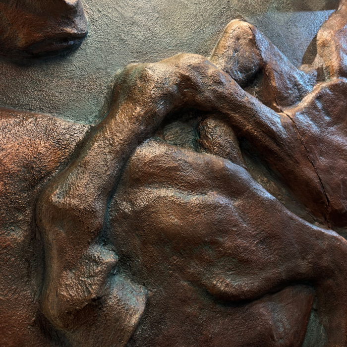 Basorelief din ipsos cu efect de aramă [3]