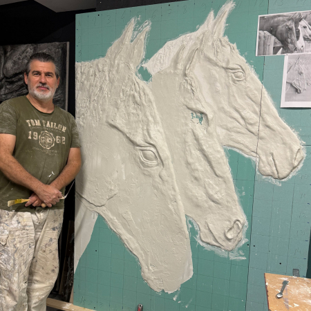 Modelaj in ipsos la comanda realizat manual cu trei cai [2]