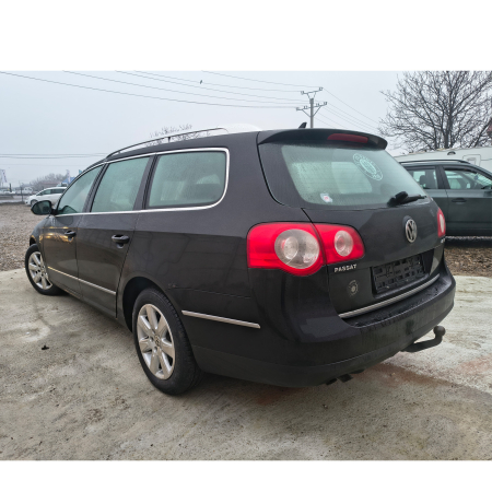 Volkswagen Passat b6 2008 2.0 diesel [4]