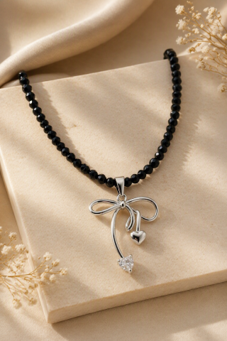 Coliere - Colier „Midnight Elegance” – spinel negru fațetat & pandantiv fundă 