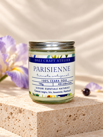 Lumanari in recipiente de sticla - Lumanare parfumata "Parisienne"