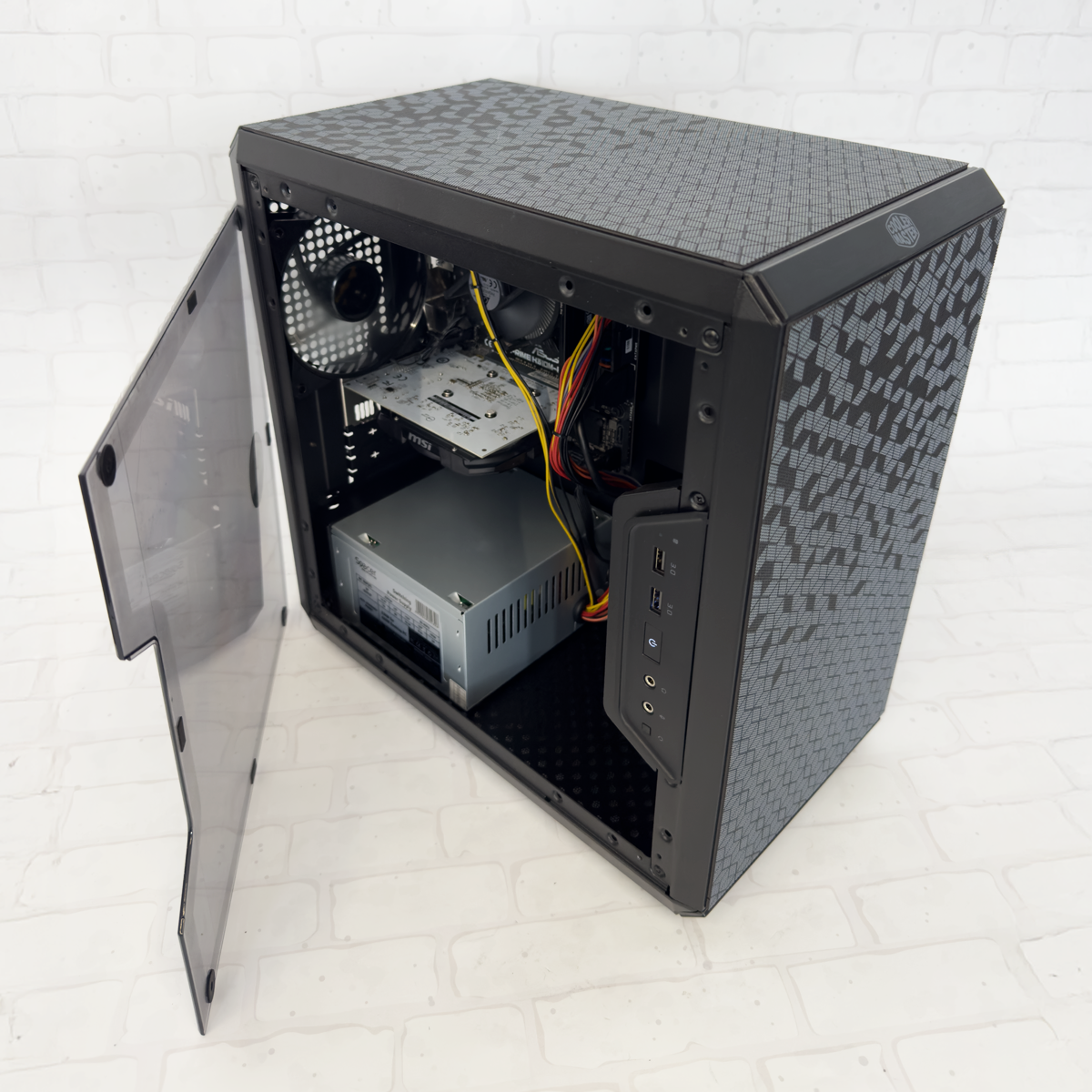 Unitate PC Office Intel Core I5-8500 3.00 Ghz, 16GB RAM DDR4, Nvidia GT 730 2GB, 240GB SSD, Windows 10 Pro [1]