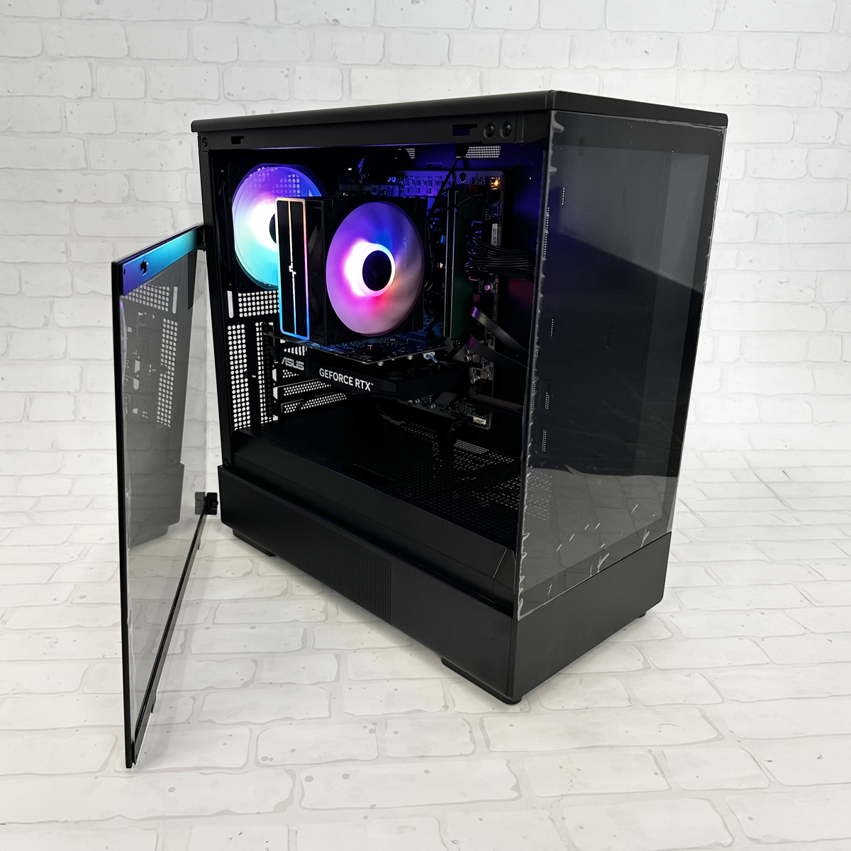 Unitate Calculator Gaming/Office Intel Ultra 5 225, 16GB RAM DDR5, Nvidia RTX 3050 6GB, 512GB SSD - Windows 11 Pro [1]