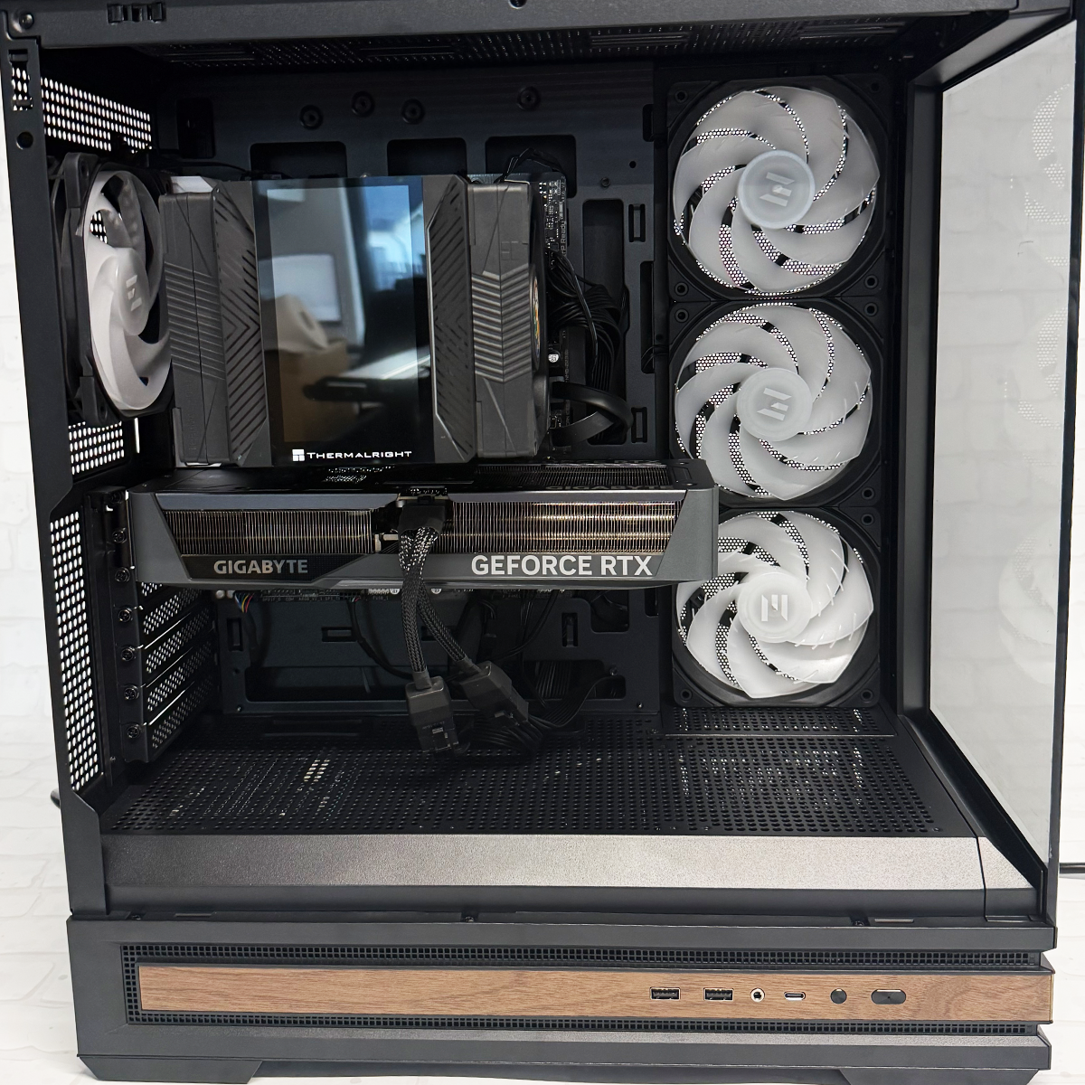 Unitate PC Gaming Performer Intel Ultra 5 245K 4.20 Ghz, 32 GB Ram DDR5, Nvidia RTX 5070 12GB GDDR7, 1 TB SSD, RGB, Windows 11 Pro [4]