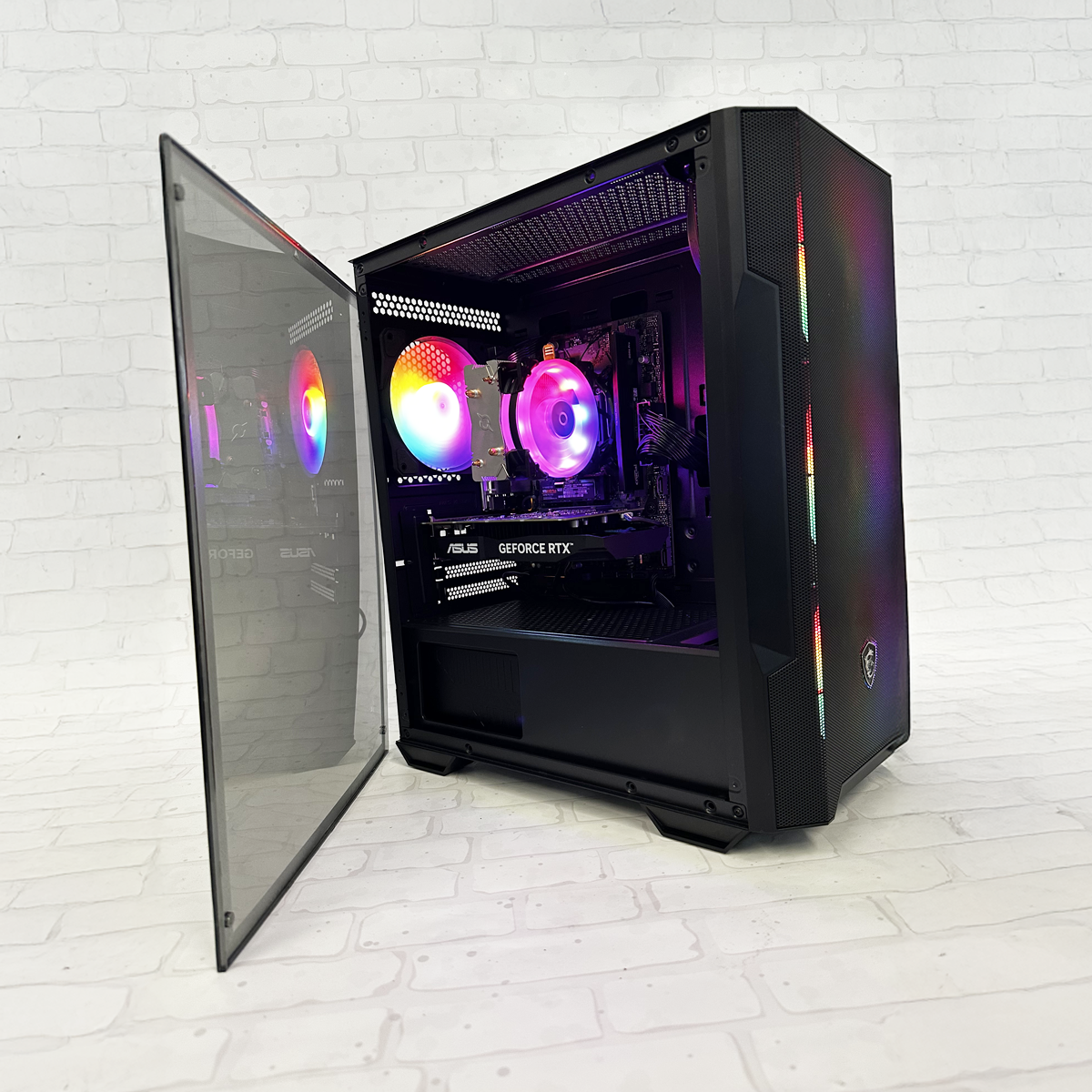 Unitate PC Gaming Intel Core I7-8700 3.20 Ghz, 16GB RAM, Nvidia GTX 3050 6GB, 500GB SSD M2 - Windows 11 Pro [1]