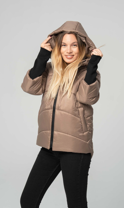 Geaca-dama-ALBERTA-scurta-matlasata-grej.jpeg [4]