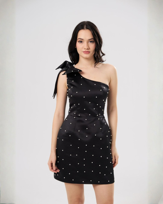Rochie scurta ANDREEA neagra,eleganta ,pe un umar ,cu aplicatii tip perle si funda decorativa [2]