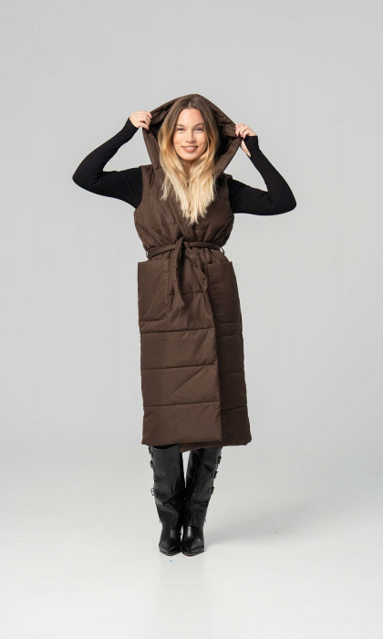 Vesta-dama-CARLA-lunga-matlasata-maro [4]