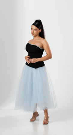 Compleu elegant ,cu bustiera asimetrica si fusta din tull [2]