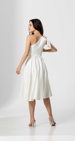 Rochie midi, AMARA, pe un umăr, cu funda , croială cloș si talie accesorizata [2]