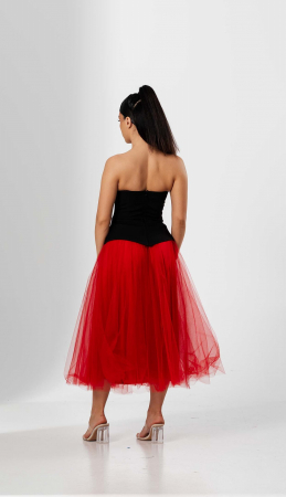 Compleu elegant ,cu bustiera asimetrica si fusta din tull [3]