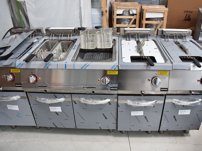 Friteuza electrica cu dulap - linia 900 [3]