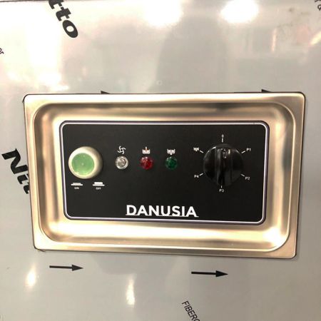 Masină de vase cu capotă [4]