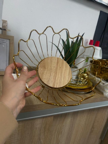 Articole Bucatarie - FRUCTIERA DIN METAL SI LEMN , AURIE ✨