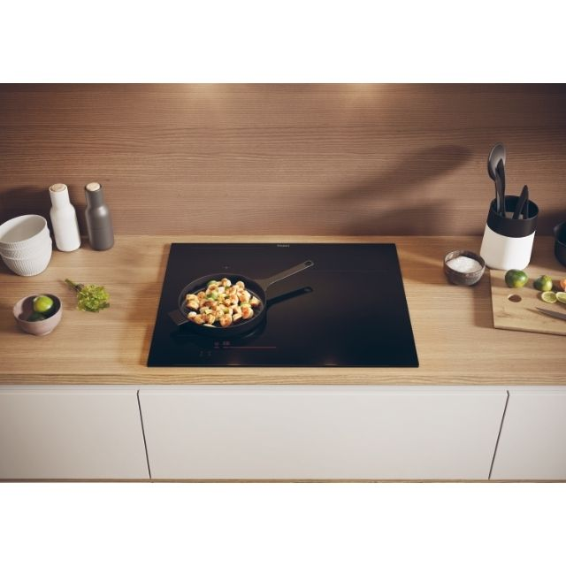 Plită inducție incorporabilă 65 cm – 3 zone, Flex Zone, WiFi, Touch Slider, sticlă ceramică, negru [3]