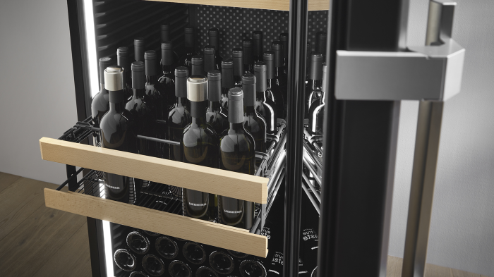 Frigider profesional pentru vinuri cu ușă din sticlă – WFbli 7741 001 [2]