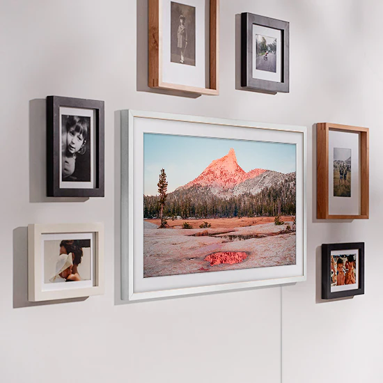 Televizor QLED Full HD 32" – Art Mode, Smart TV Tizen, design tip ramă tablou [2]