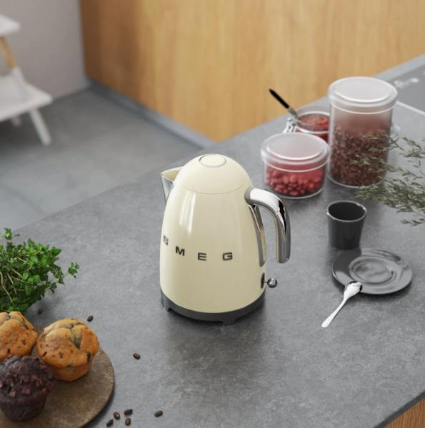 Fierbător electric Smeg KLF03CREU, 1,7 L, 2400 W, bază 360°, crem [2]