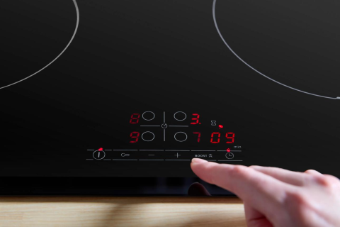 Plita cu inductie Bosch PIE631BB5E, 60 cm, 4 zone, TouchSelect, PowerBoost, QuickStart, negru [2]