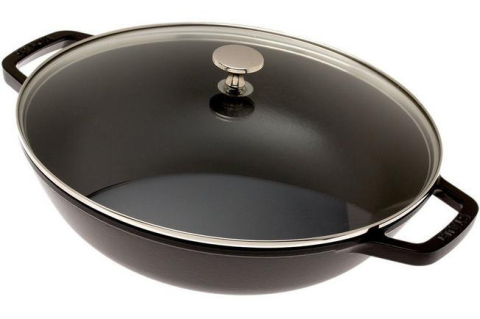 Bucatarie si servire - Wok fontă Staub 30 cm cu capac, emailat, compatibil inducție și cuptor, negru