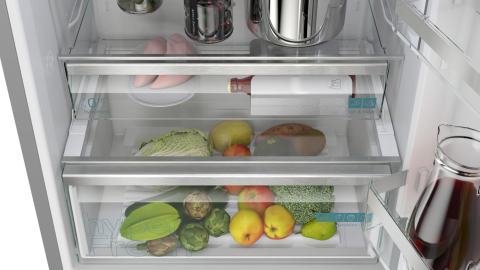 Combina frigorifica Siemens KG49NAIBT, 440 L, No Frost, 203 cm, clasa B, hyperFresh, inox black, congelator jos [1]